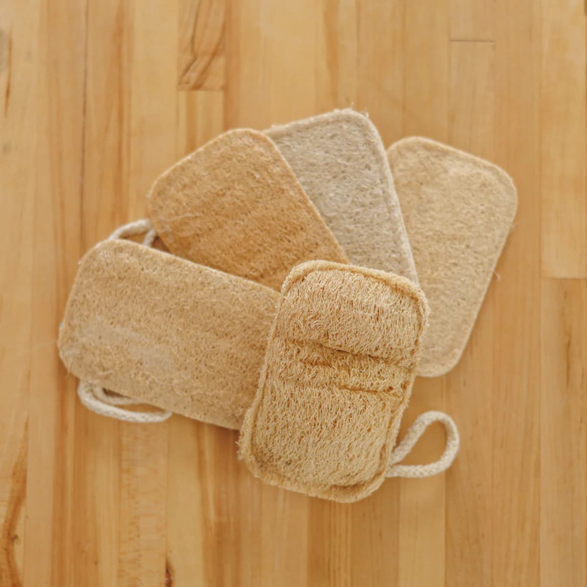 How to Use a Raw Loofah Sponge for Natural Cleaning