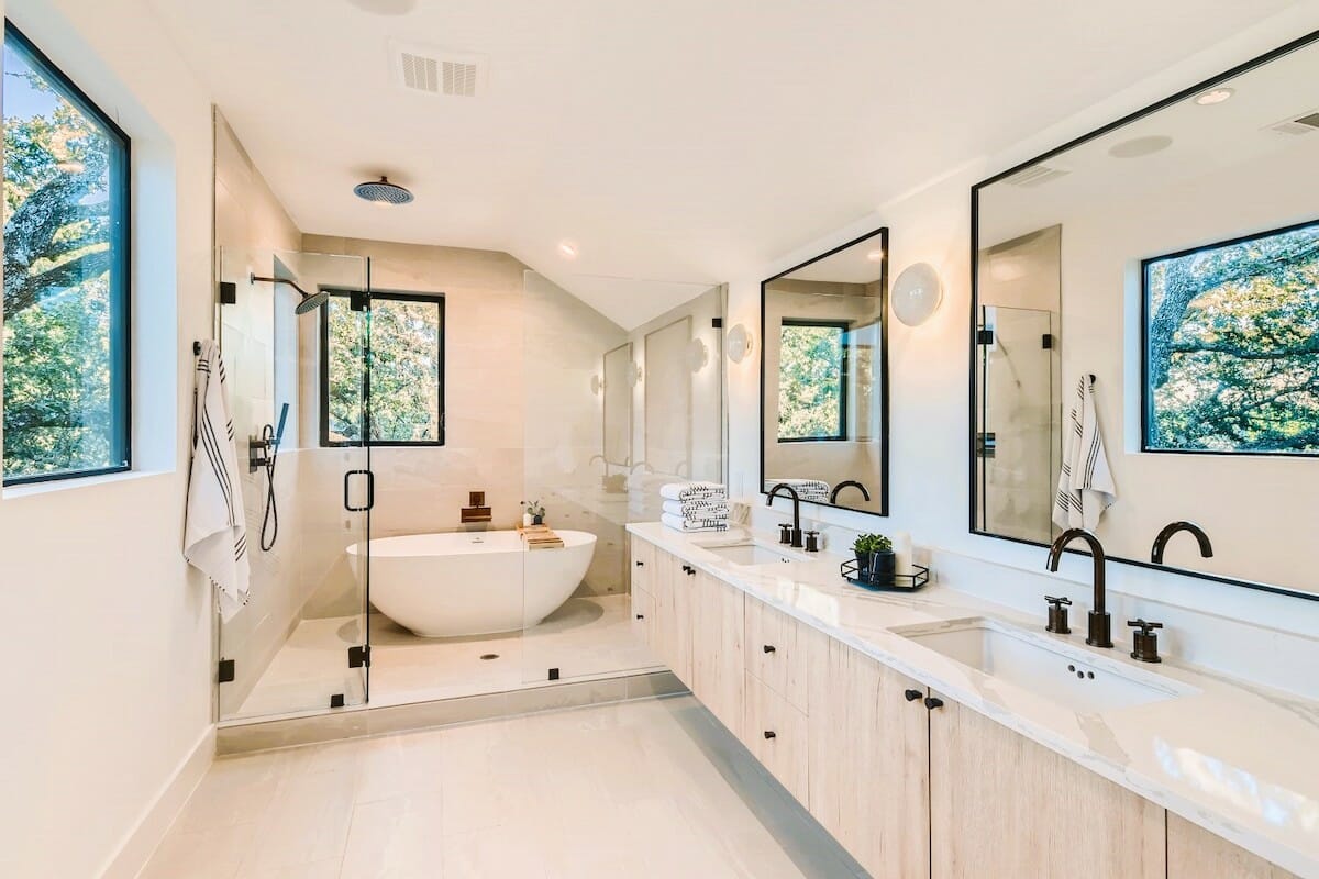 Semi-Frameless Shower Screen: Contemporary Design Meets Practicality