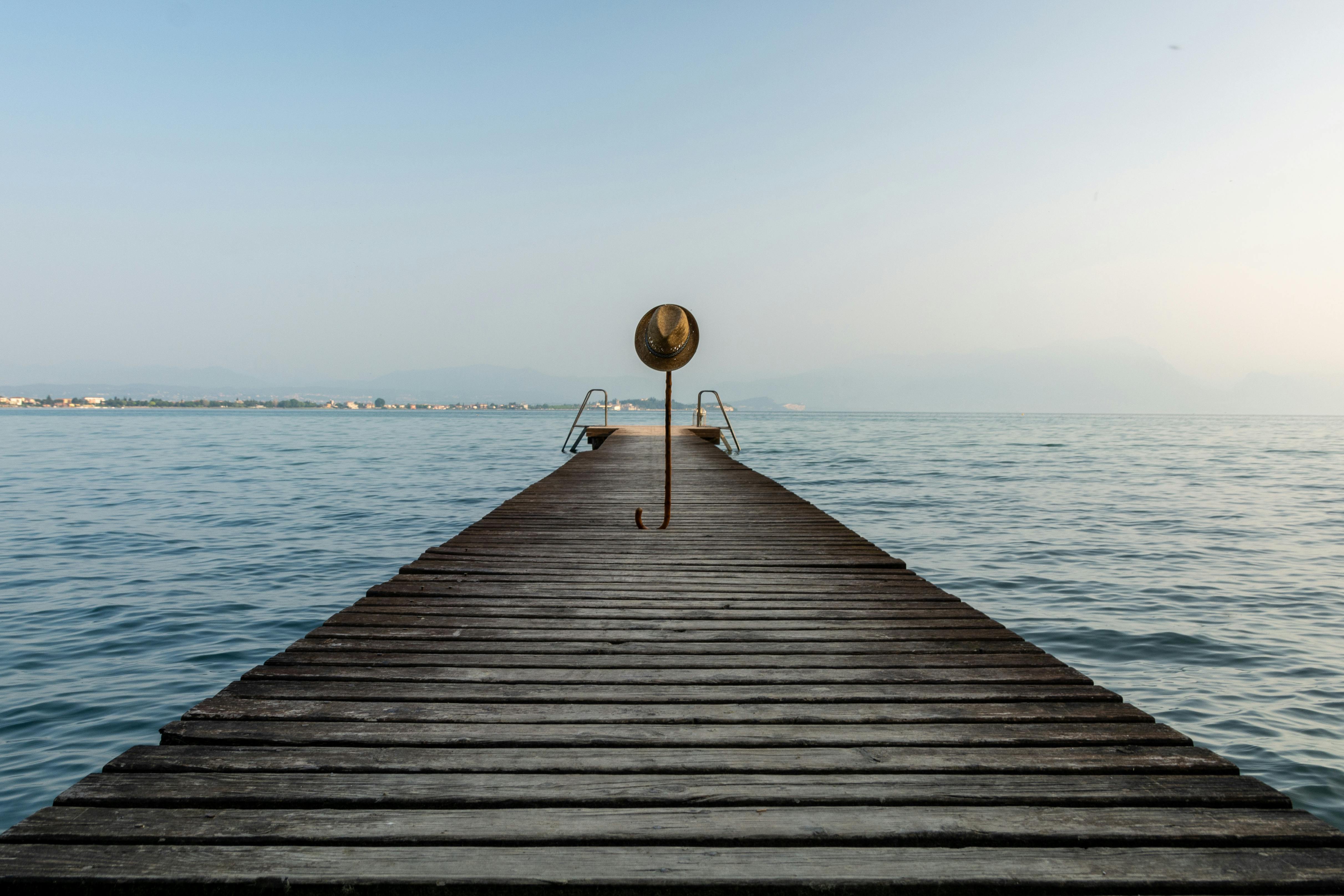 Coastal Cabana: Where Nature and Luxury Meet in District 18