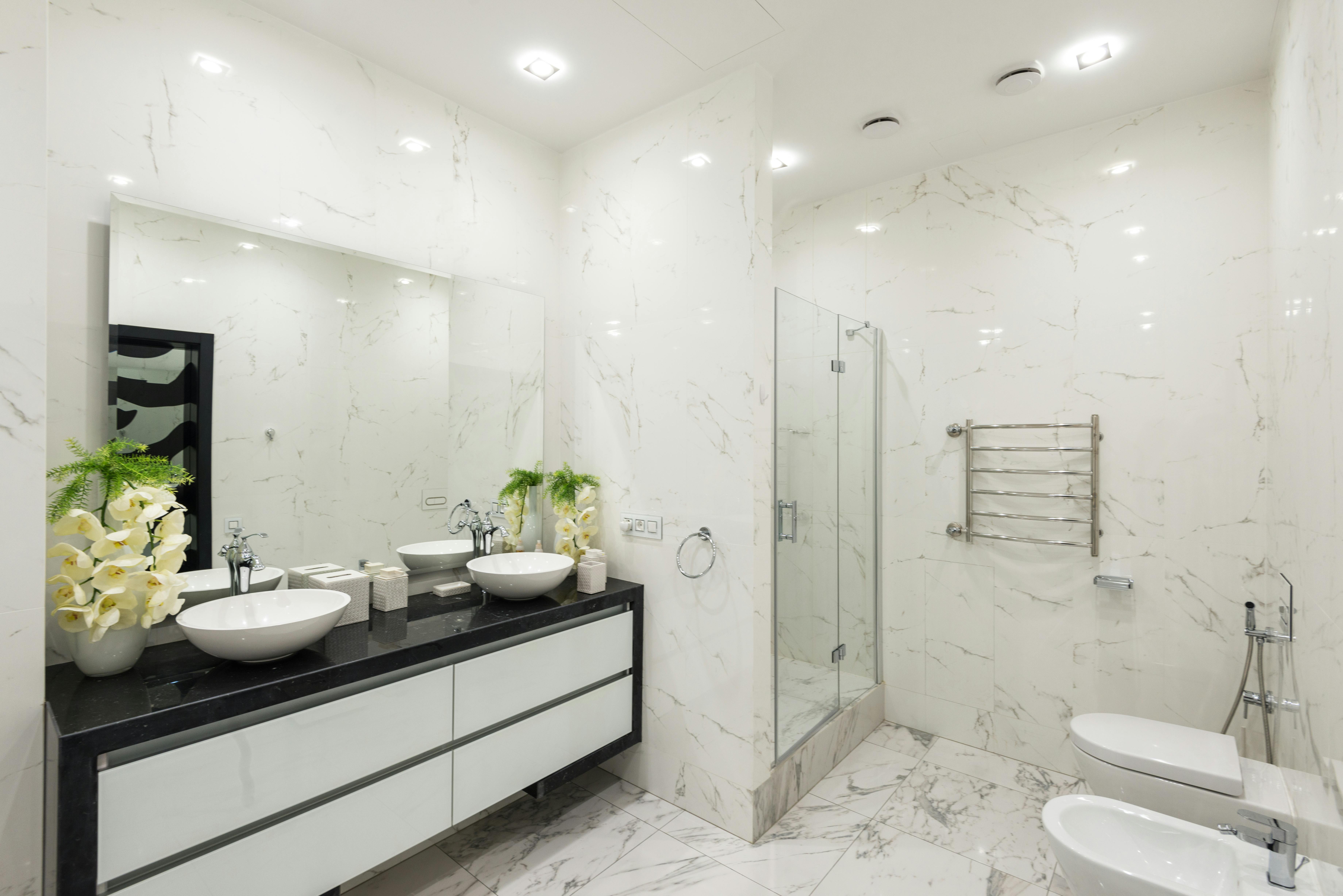 Dusche 100x100 hochwertig verarbeitet