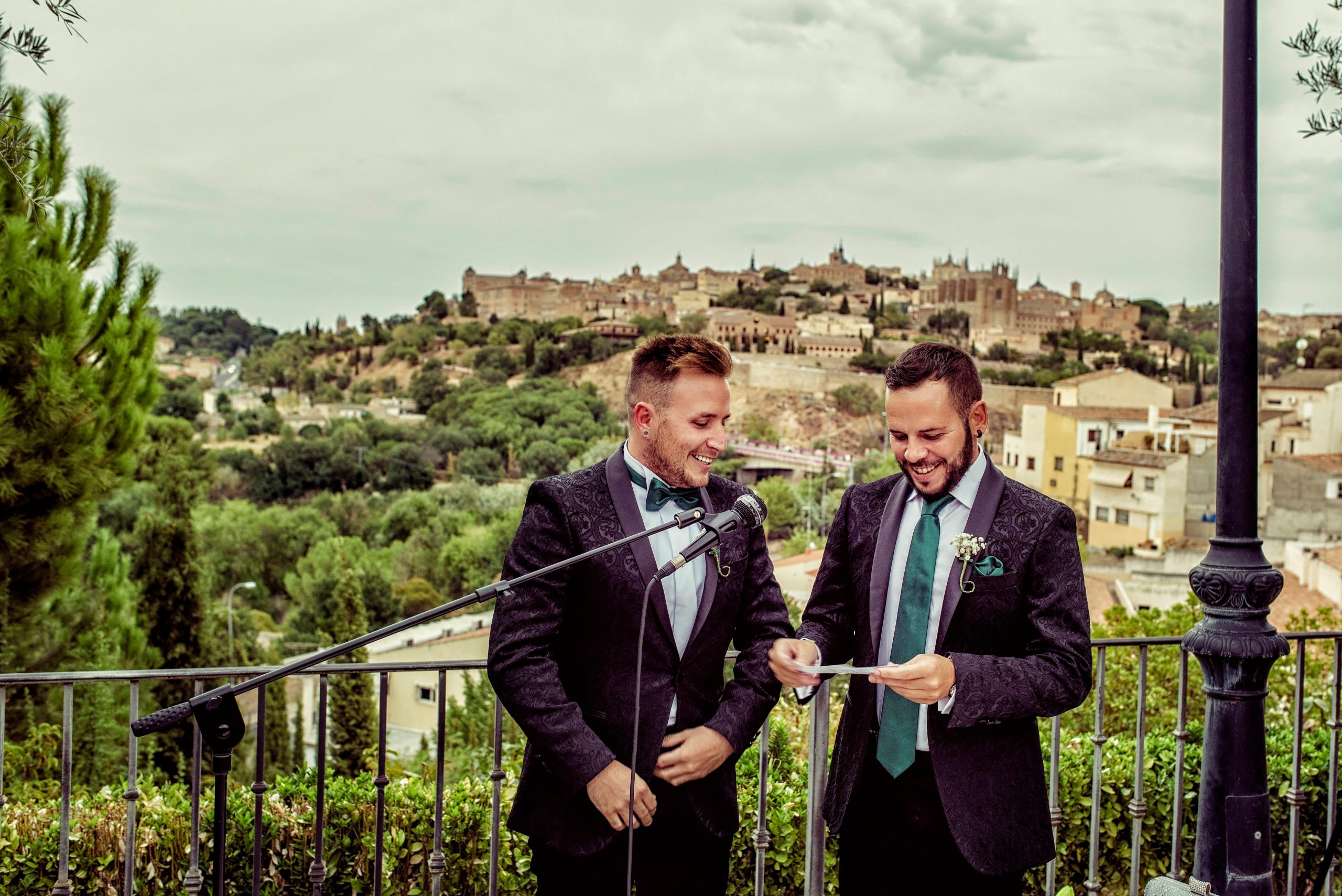 LESBIAN WEDDING SUITS IN LOS ANGELES: TAILORED FOR YOUR LOVE